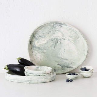 WESLEY RESIN PEBBLE TABLEWARE COLLECTION  |  SAGE