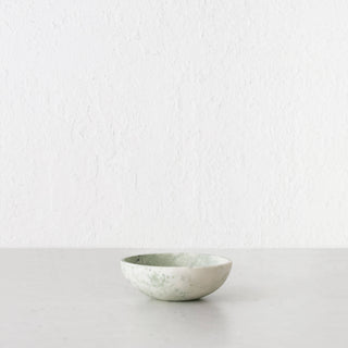 Wesley Resin Pebble Pinch Bowl | 10cm  |  Sage