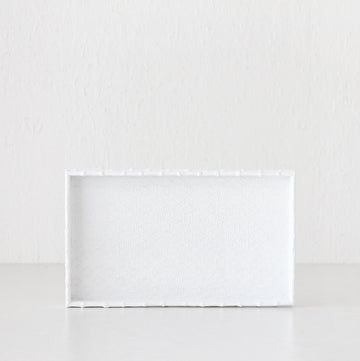 WHITE WEAVE SERVING TRAY