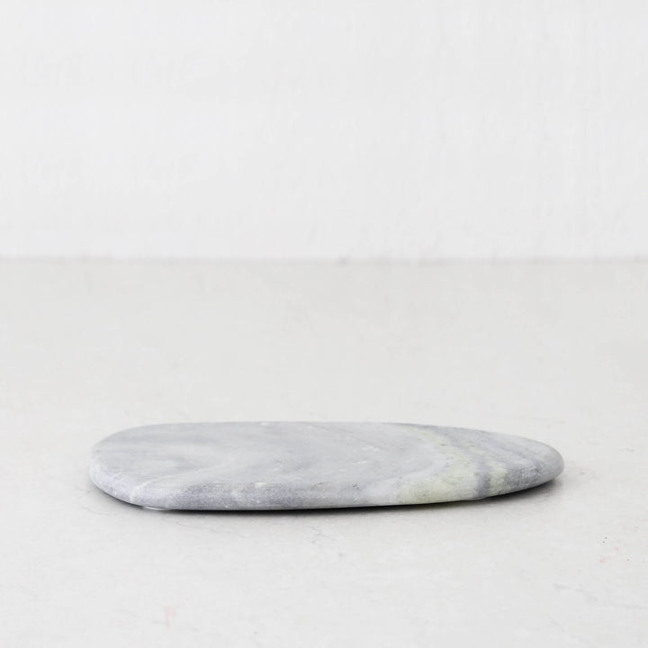 XENA OVAL MARBLE SERVING BOARD  |  24CM  |  GREEN MARBLE