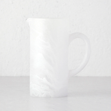 AERIAL PITCHER  |  WHITE RESIN