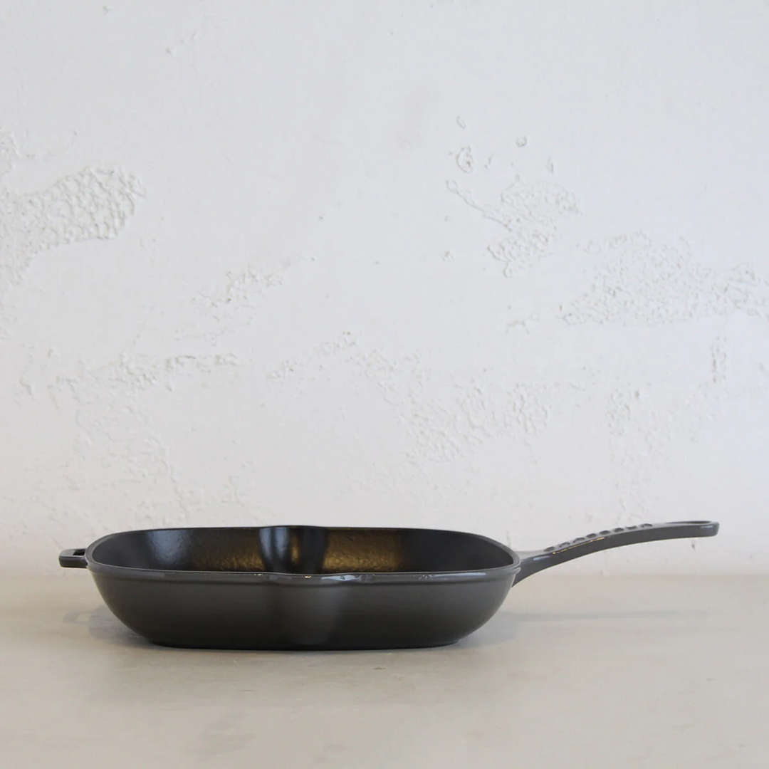 CHASSEUR  |  SQUARE GRILL PAN  |  CAVIAR GREY  |  25CM