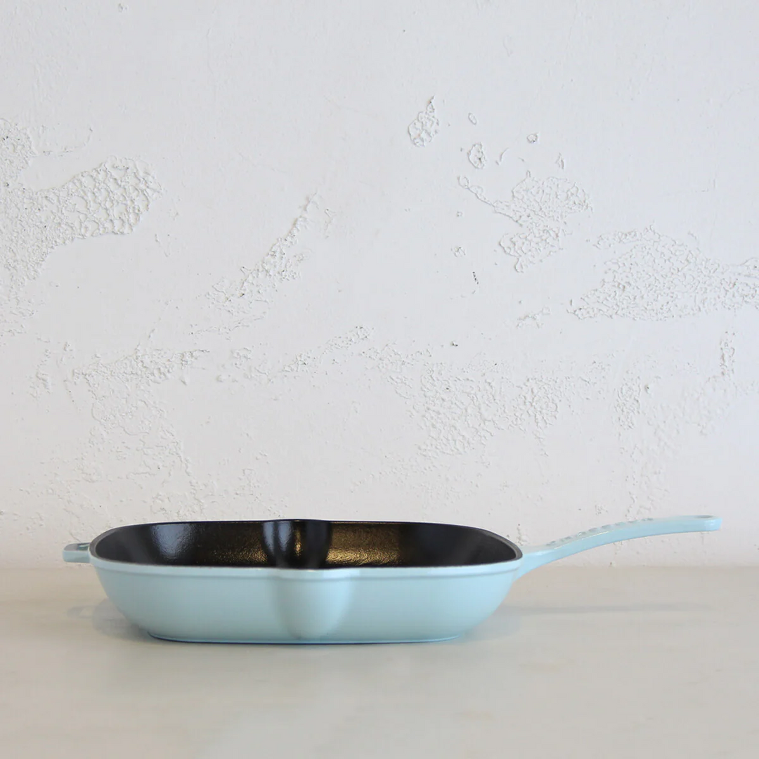CHASSEUR SQUARE GRILL PAN DUCK EGG BLUE 25CM Living By Design