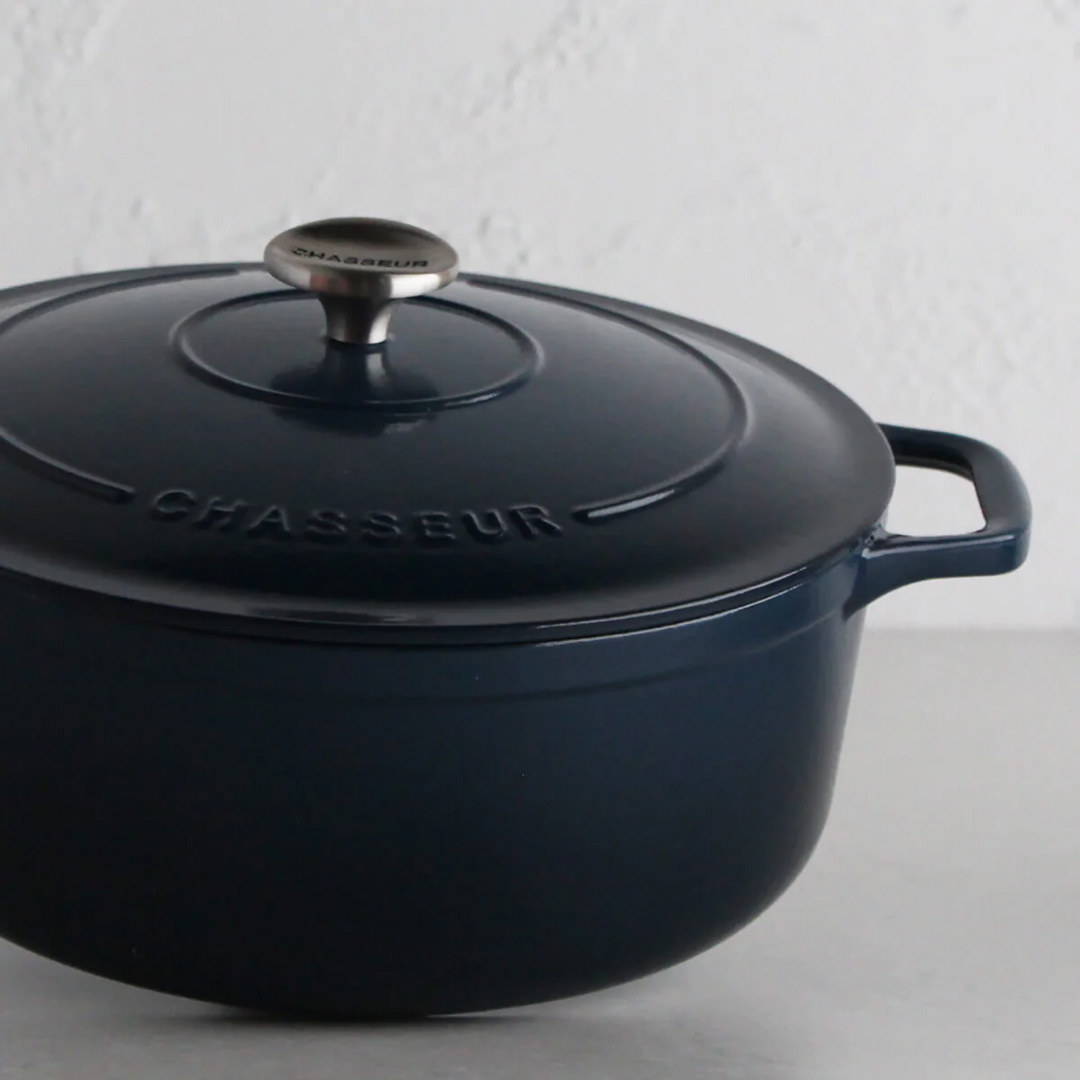 CHASSEUR  |  ROUND FRENCH OVEN  |  LICORICE BLUE  |  26CM  |  5L