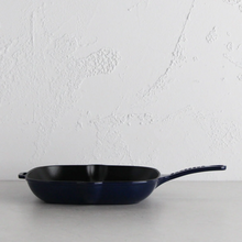 CHASSEUR  |  SQUARE GRILL PAN  |  FRENCH BLUE  |  25CM