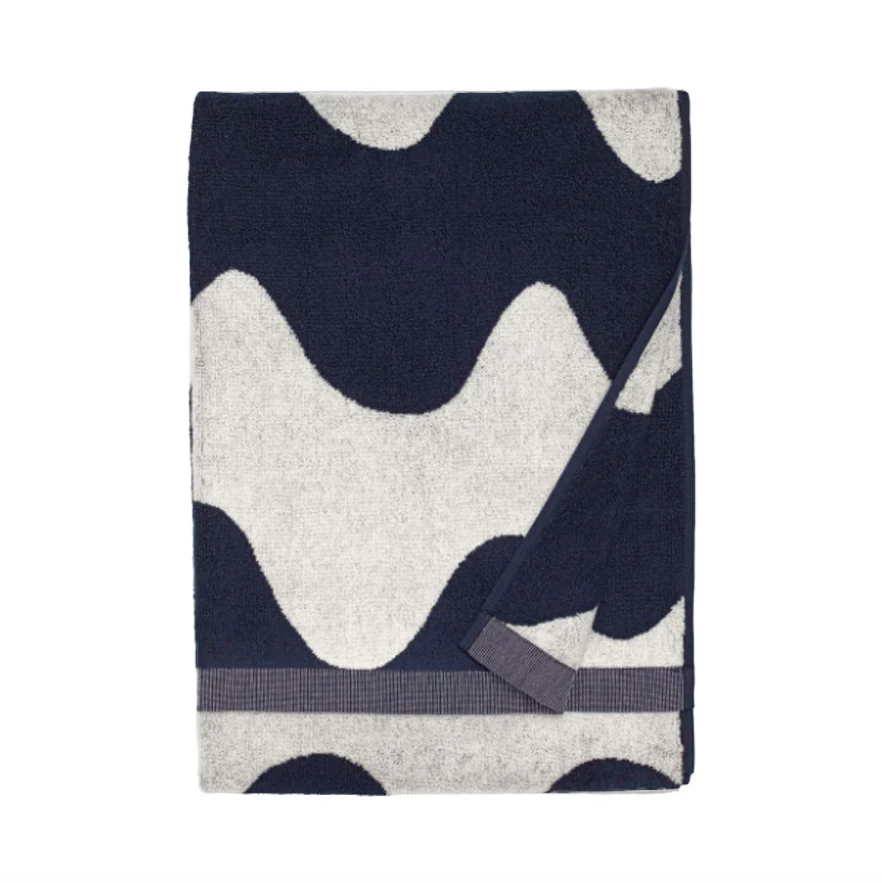 MARIMEKKO  |  LOKKI BATH TOWEL  |  70 X 140CM  |  NAVY BLUE + WHITE