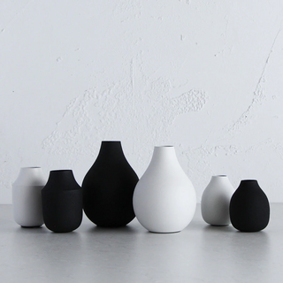 MONA TRIO VASES BUNDLE |  BLACK + WHITE  |  SET OF 6