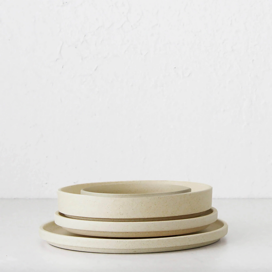 ROBERT GORDON PLATFORM  |  DINNER SET  |  SAND