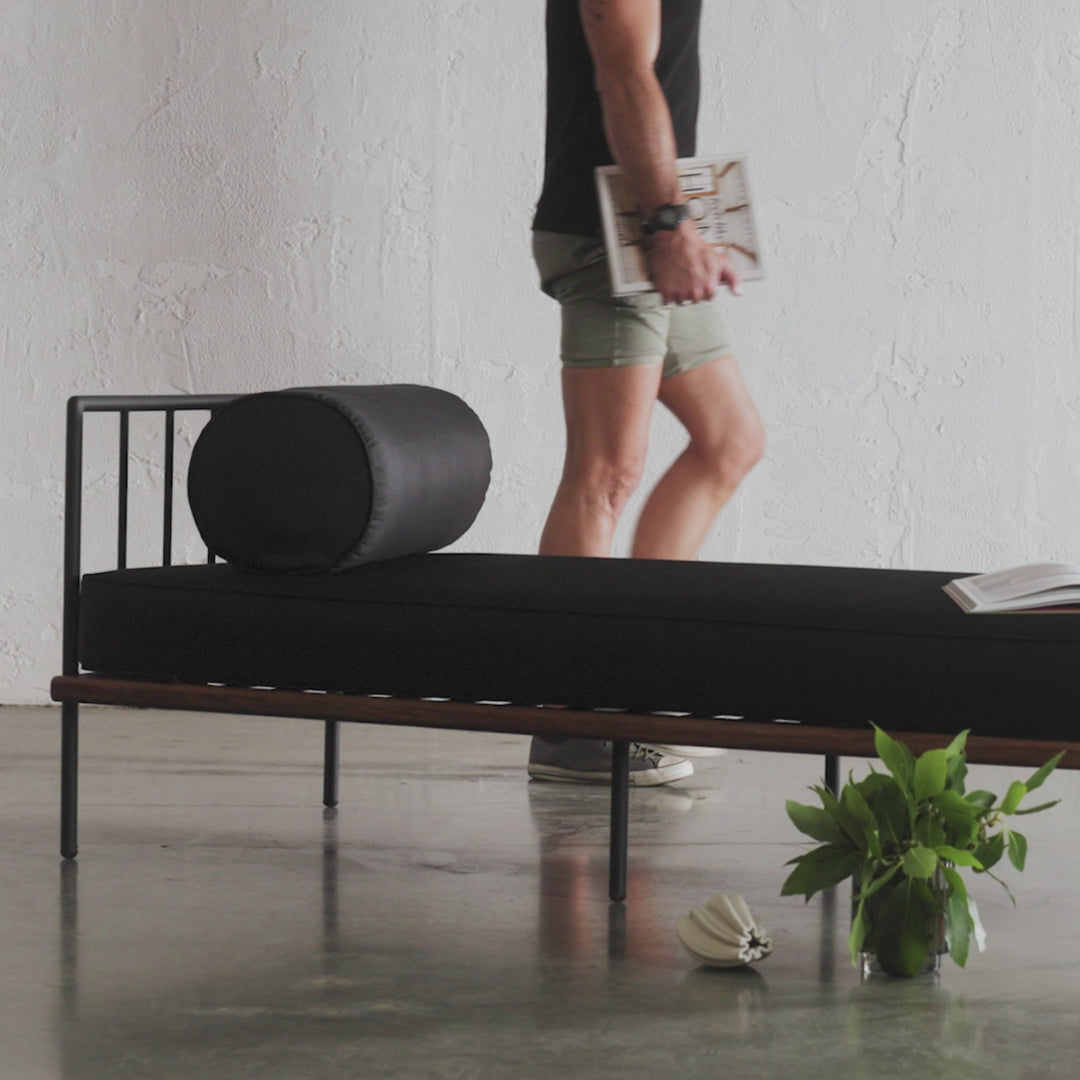 San Andreas Daybed - Black Noir - Black Frame - Teak