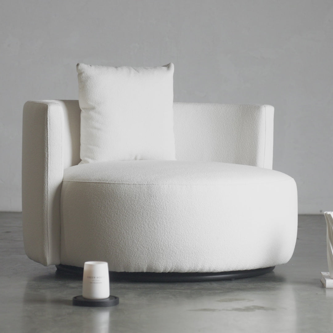 ACHERY XL CURVED ARMCHAIR  |  MARBLE HUE WHITE