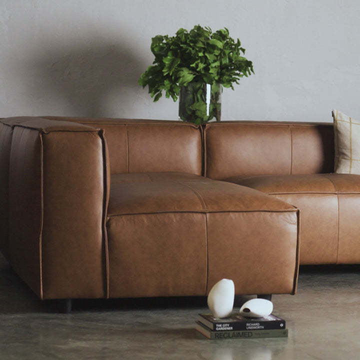 COBURG MODULAR SOFA  |  DAKOTA SADDLE TAN