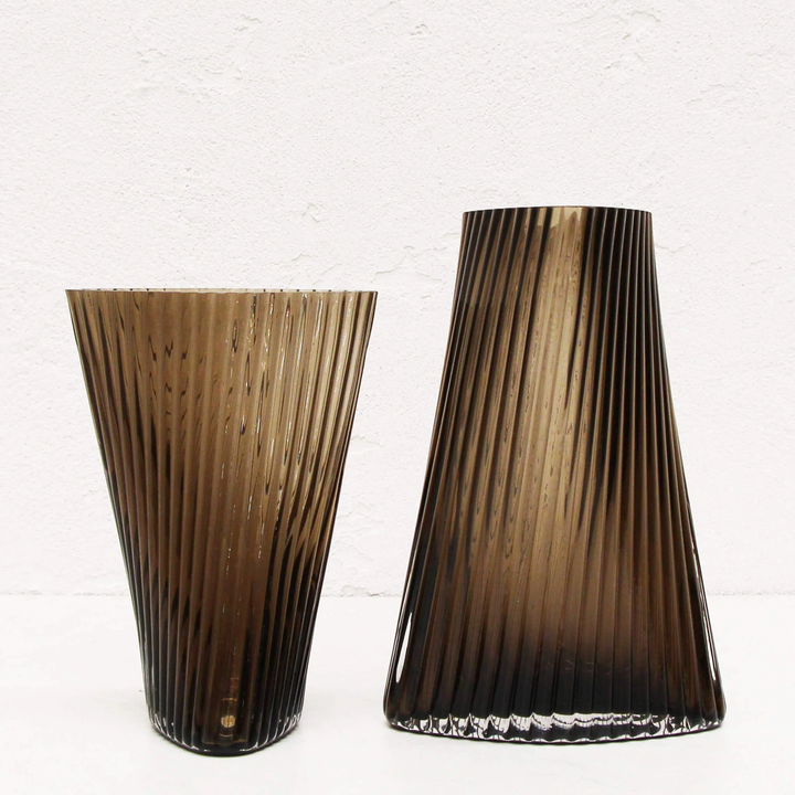 RIDGED TWIST OBLLING GLASS VASE BUNDLE X2  |  MEDIUM + TALL  |  SMOKEY BROWN