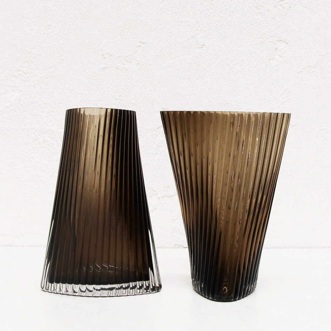 RIDGED TWIST OBLLING GLASS VASE BUNDLE X2  |  TALL  |  SMOKEY BROWN