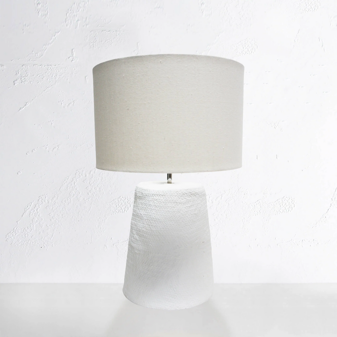 CONCRETE TABLE LAMP  |  67CM  |  WHITE CHALK