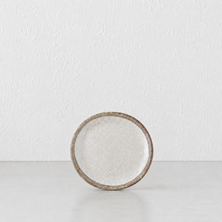 SHIROKARATSU CERAMIC SMALL OVAL PLATE  |  NATURAL GLAZE  |  17.5CM