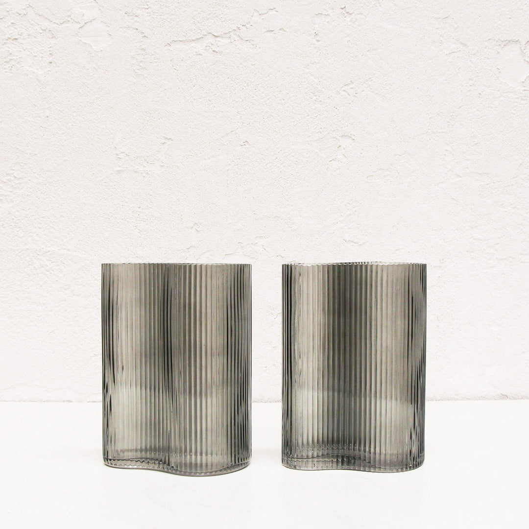 SMOKE GREY RIBBED VASE BUNDLE X2  |  25CM  |  GREY