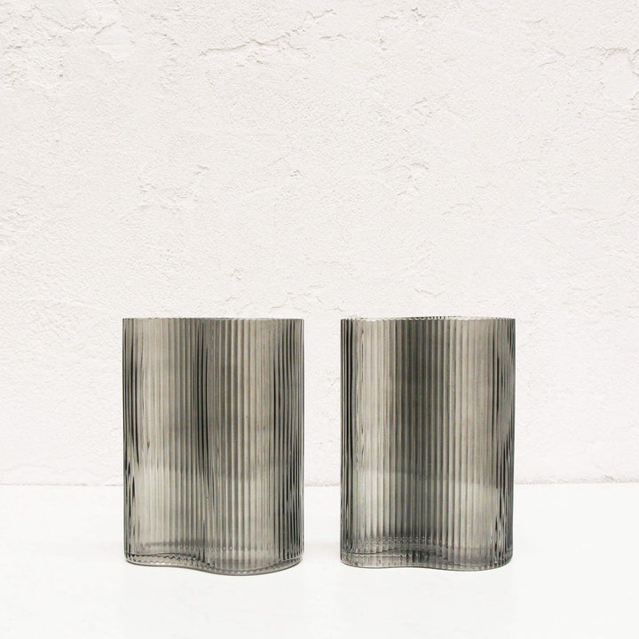 SMOKE GREY RIBBED VASE BUNDLE X2  |  25CM  |  GREY