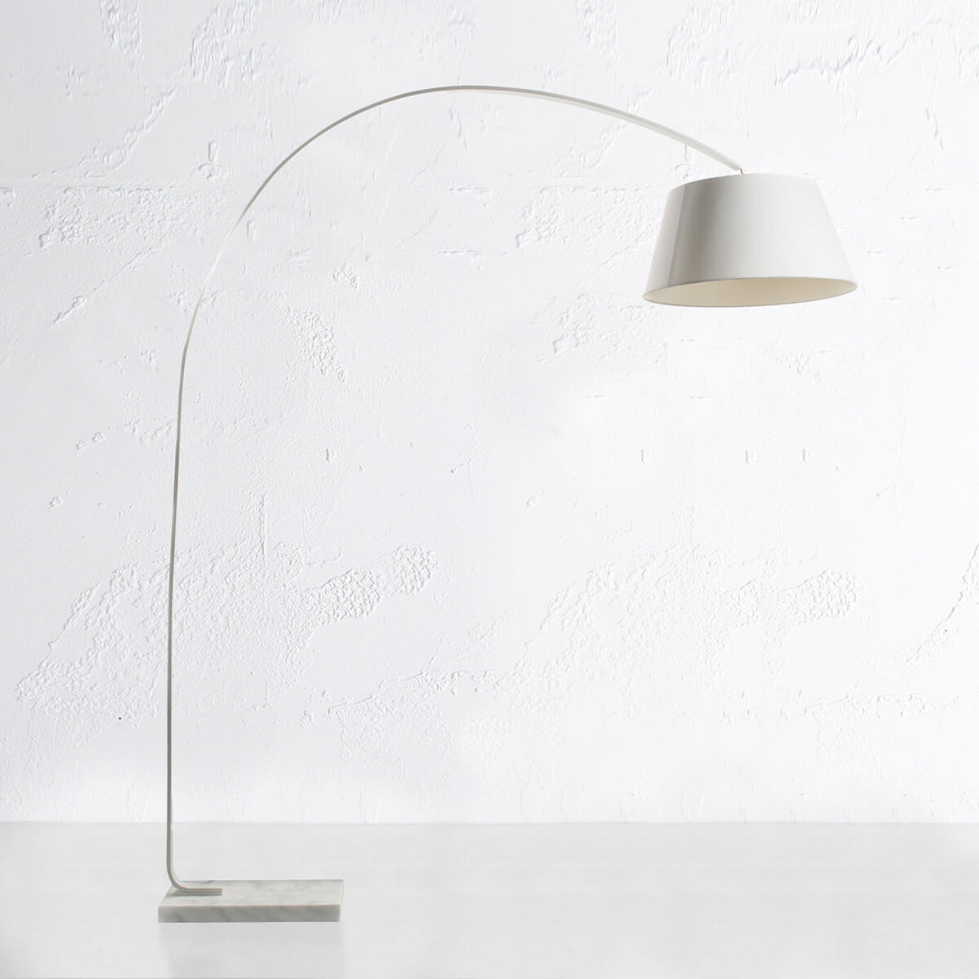 ARC EIGHTY CURVE FLOOR LAMP  |  WHITE + WHITE MARBLE BASE