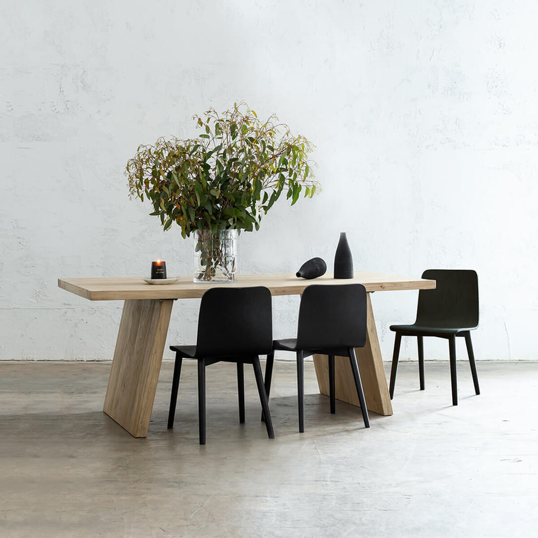 CAPRETTA ELM DINING TABLE  |  190CM  |  BLEACHED BRISTLE