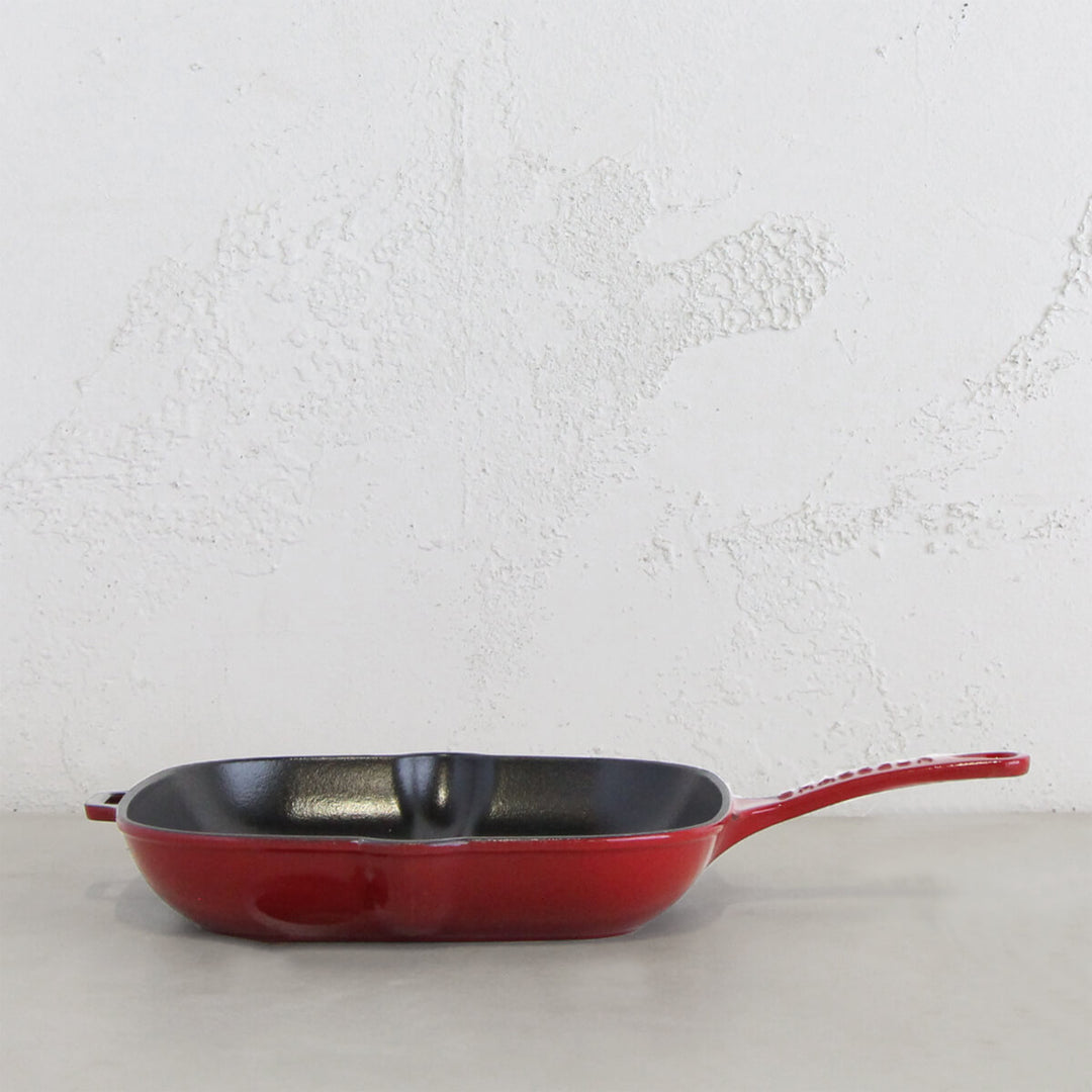 CHASSEUR  |  SQUARE GRILL PAN  |  LIMITED EDITION BORDEAUX RED  |  25CM