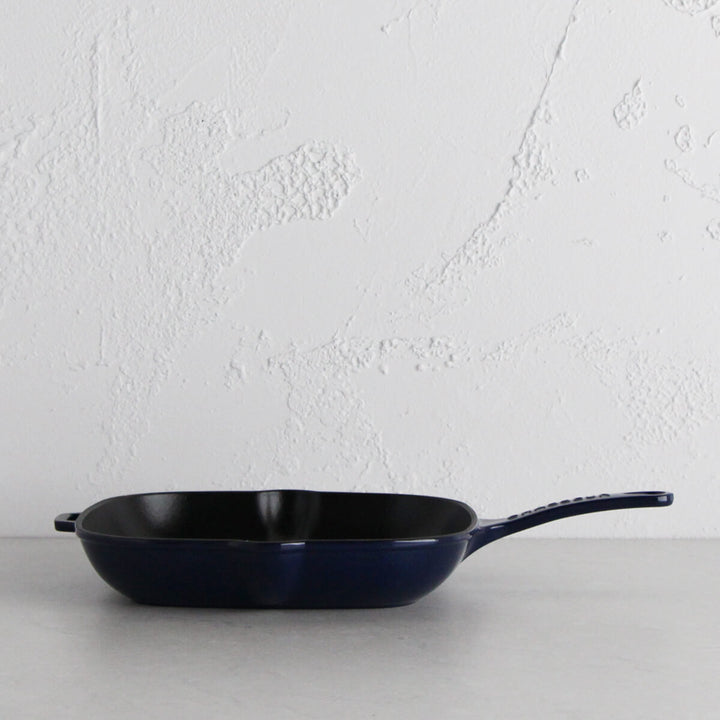 CHASSEUR | SQUARE GRILL PAN | FRENCH BLUE | 25CM  |  FRENCH CAST IRON COOKWARE