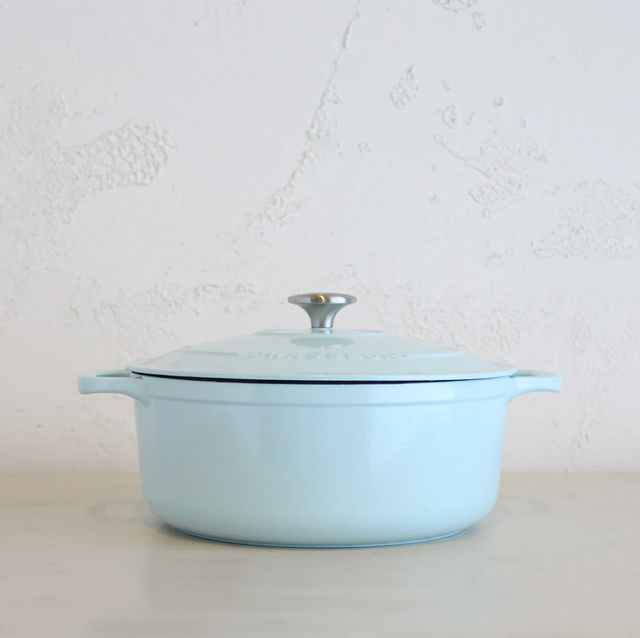 CHASSEUR FRENCH CAST IRON COOKWARE TRIO   |  DUCK EGG BLUE ROUND FRENCH OVEN