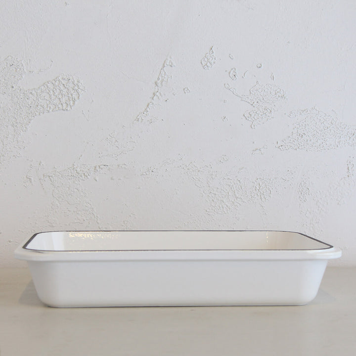 CHASSEUR  |  OVAL FRENCH OVEN  |  WHITE  |   FRENCH ENAMEL COOKWARE