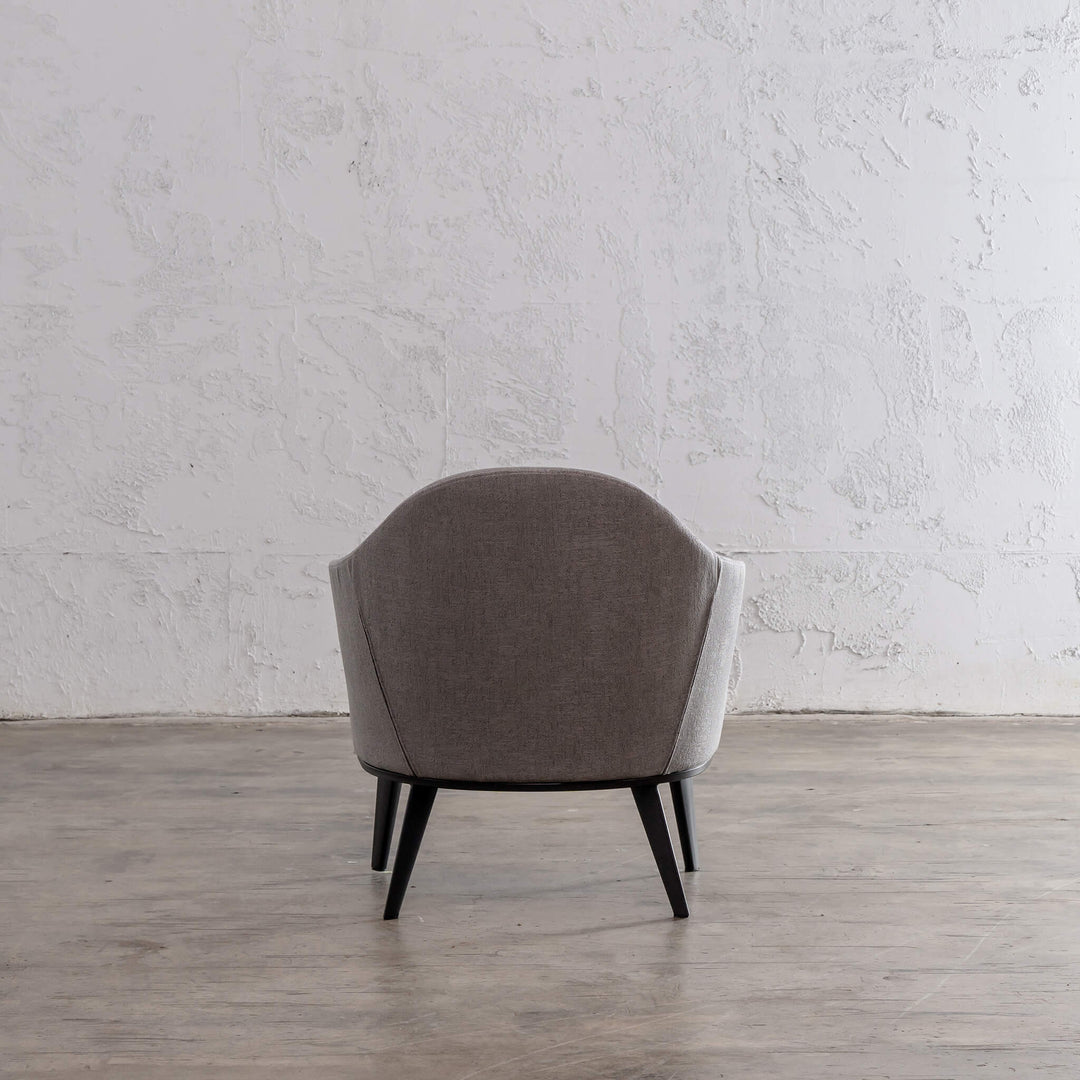 CLYDE ARM CHAIR  |  SILVER GREY