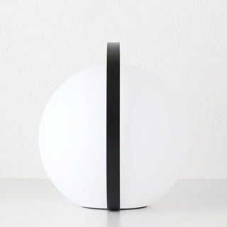 DINESH PORTABLE OUTDOOR LED LAMP | WHITE + BLACK  |  SIDE