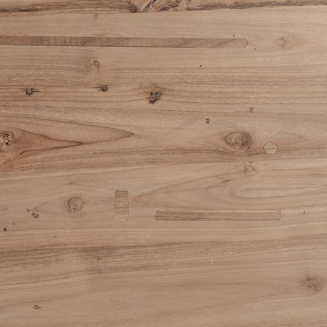 TIMBER CLOSE UP OF TEXTURE |  DALTON SCANDI TIMBER TABLE AND BENCHES