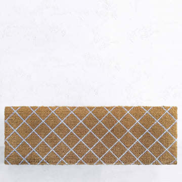 PRE ORDER | LIVING BY DESIGN EXCLUSIVE | WHITE FRENCH TRELLIS DOORMAT | 120CM x 40CM