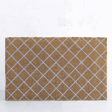 PRE ORDER | LIVING BY DESIGN EXCLUSIVE | WHITE TRELLIS DOORMAT | 106CM x 66CM