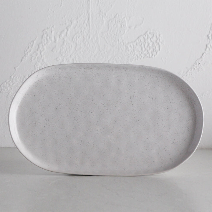 SPECKLE MILK SERVING BUNDLE   |  SERVING BOWL + OVAL PLATTER