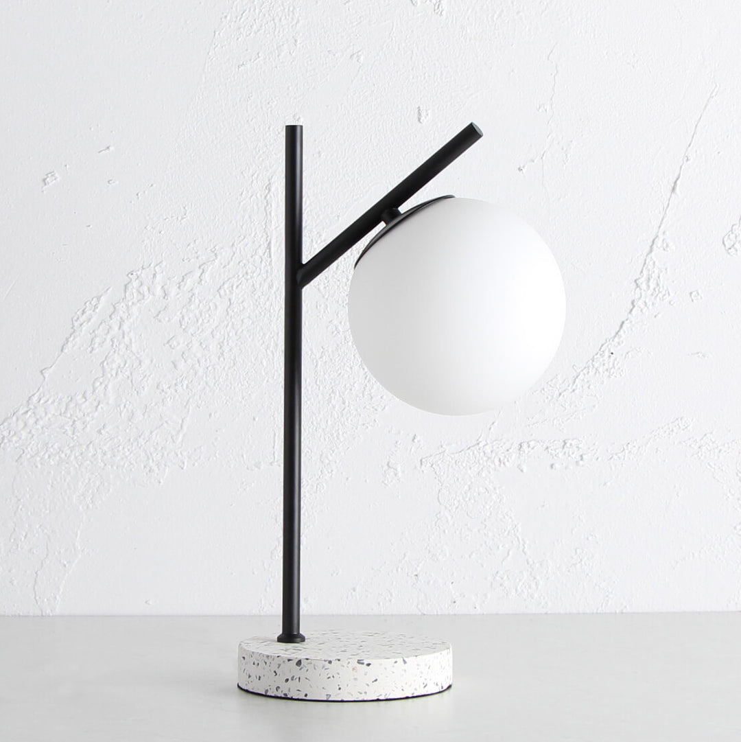 FLO TABLE LAMP  |  WHITE + BLACK