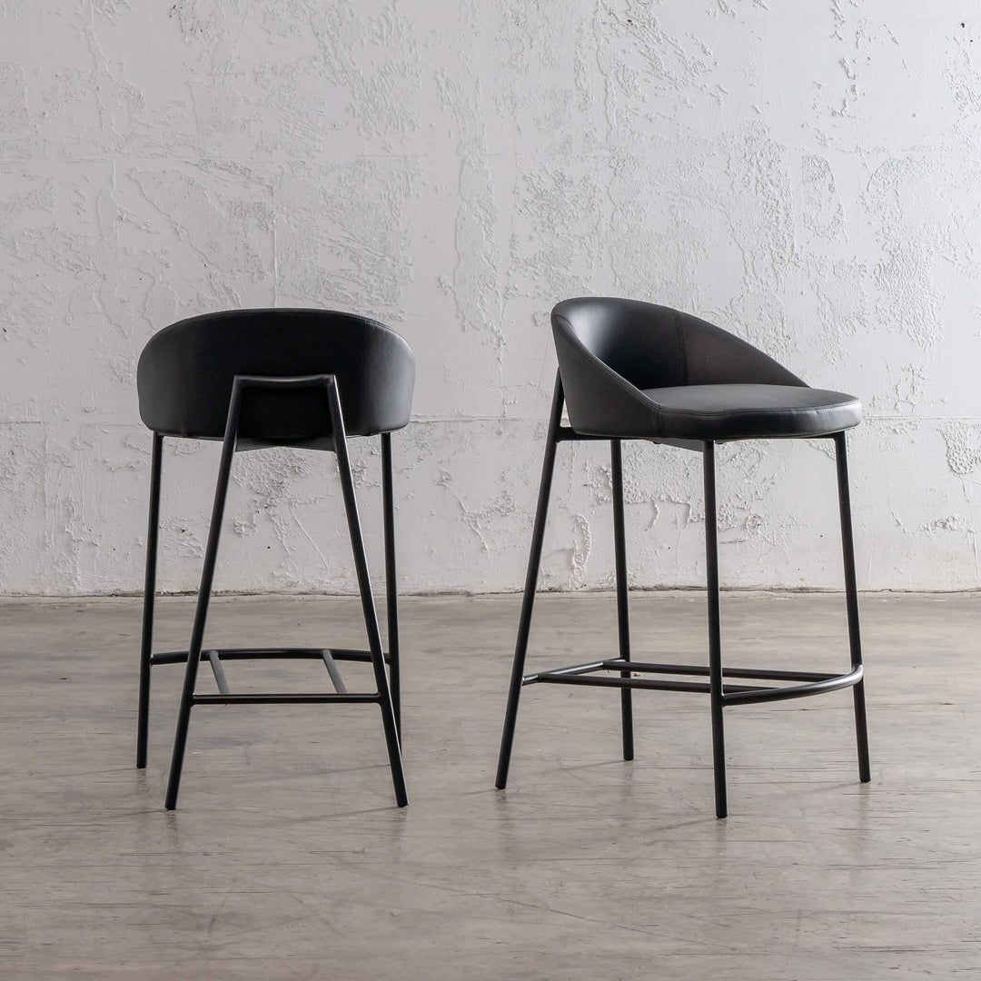 HAWLEY BAR CHAIR  |  VEGAN LEATHER  |  NOIR BLACK ANGLE VIEW