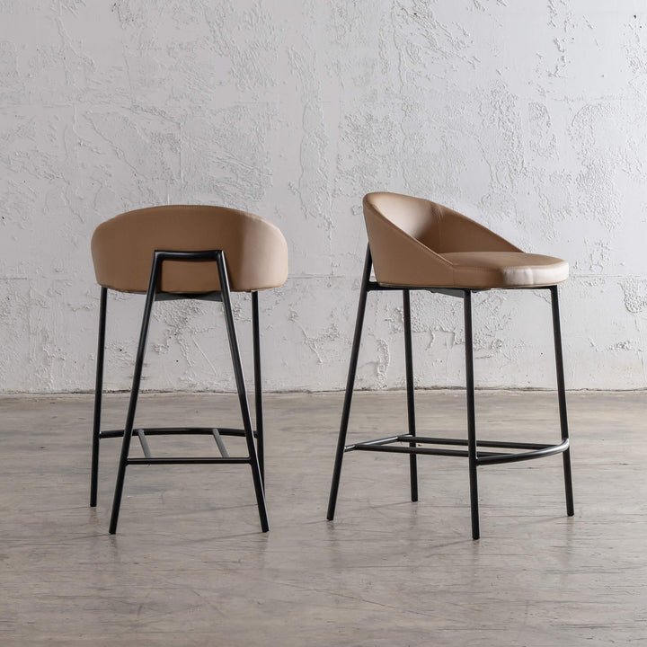 HAWLEY BAR CHAIR  |  VEGAN LEATHER  |  SADDLE TAN