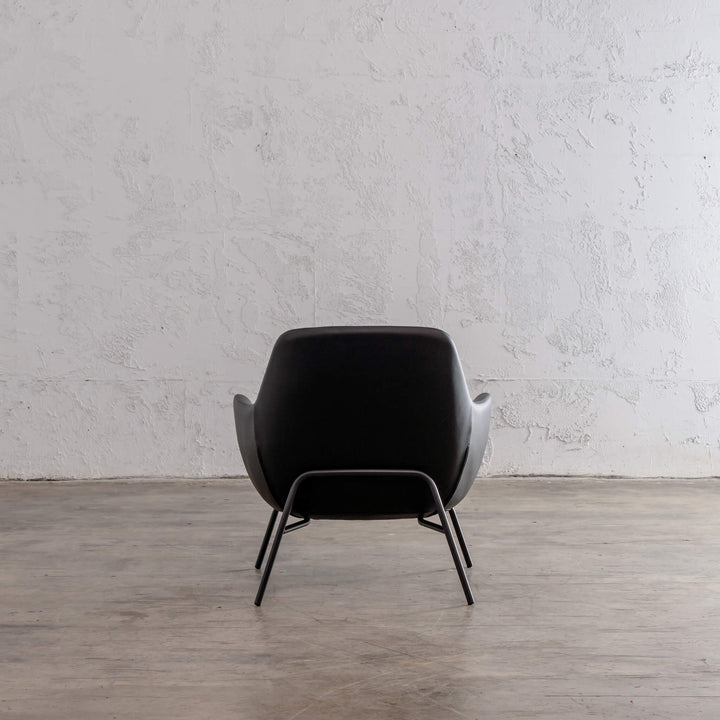 LYNDON ARM CHAIR  |  NOIR BLACK