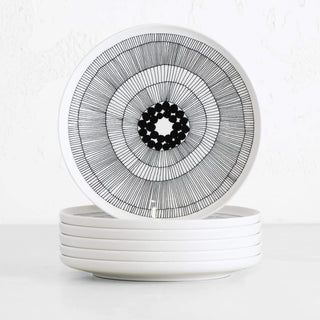 MARIMEKKO OIVA SIIRTOLAPUUTARHA PLATE 25CM | BLACK + WHITE | SET OF 6
