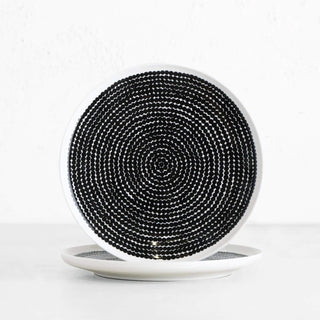 MARIMEKKO | OIVA RASYMATTO PLATE 25CM | BLACK SPOT | SET OF 2