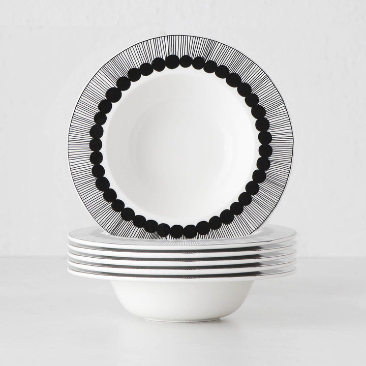 MARIMEKKO | OIVA SIIRTOLAPUUTARHA DEEP PLATE 20cm | BUNDLE X6 | BLACK + WHITE