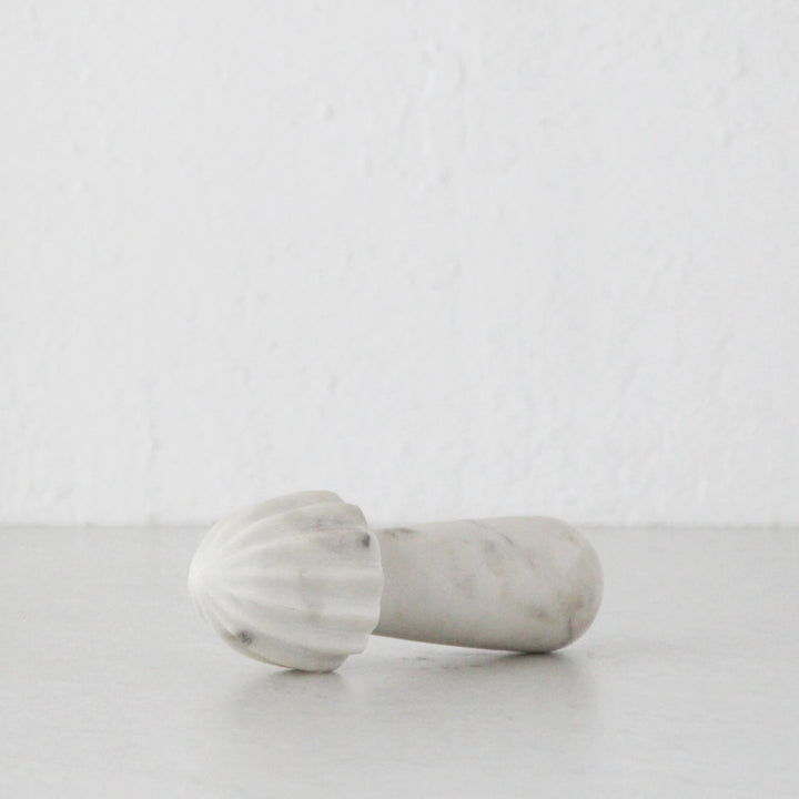 MARA MARBLE CITRUS REAMER  |  WHITE MARBLE