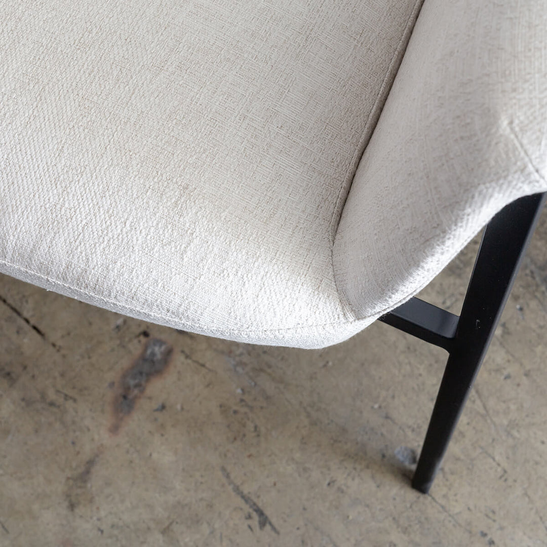 MARCUS ARM CHAIR  |  CASPER WHITE  |  MODERN OCCASIONAL CHAIR  | LOUNGE CHAIR | MARCUS ARM CHAIR  |  CASPER WHITE  |  MODERN OCCASIONAL CHAIR  | LOUNGE CHAIR FABRIC CLOSEUP