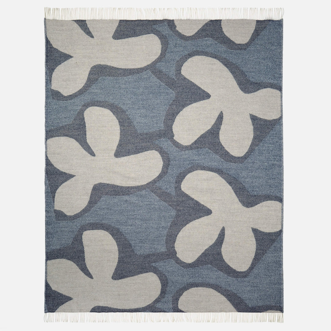 MARIMEKKO  |  KEVATKIURU BLANKET 130 X 180cm  |  DARK BLUE + BEIGE