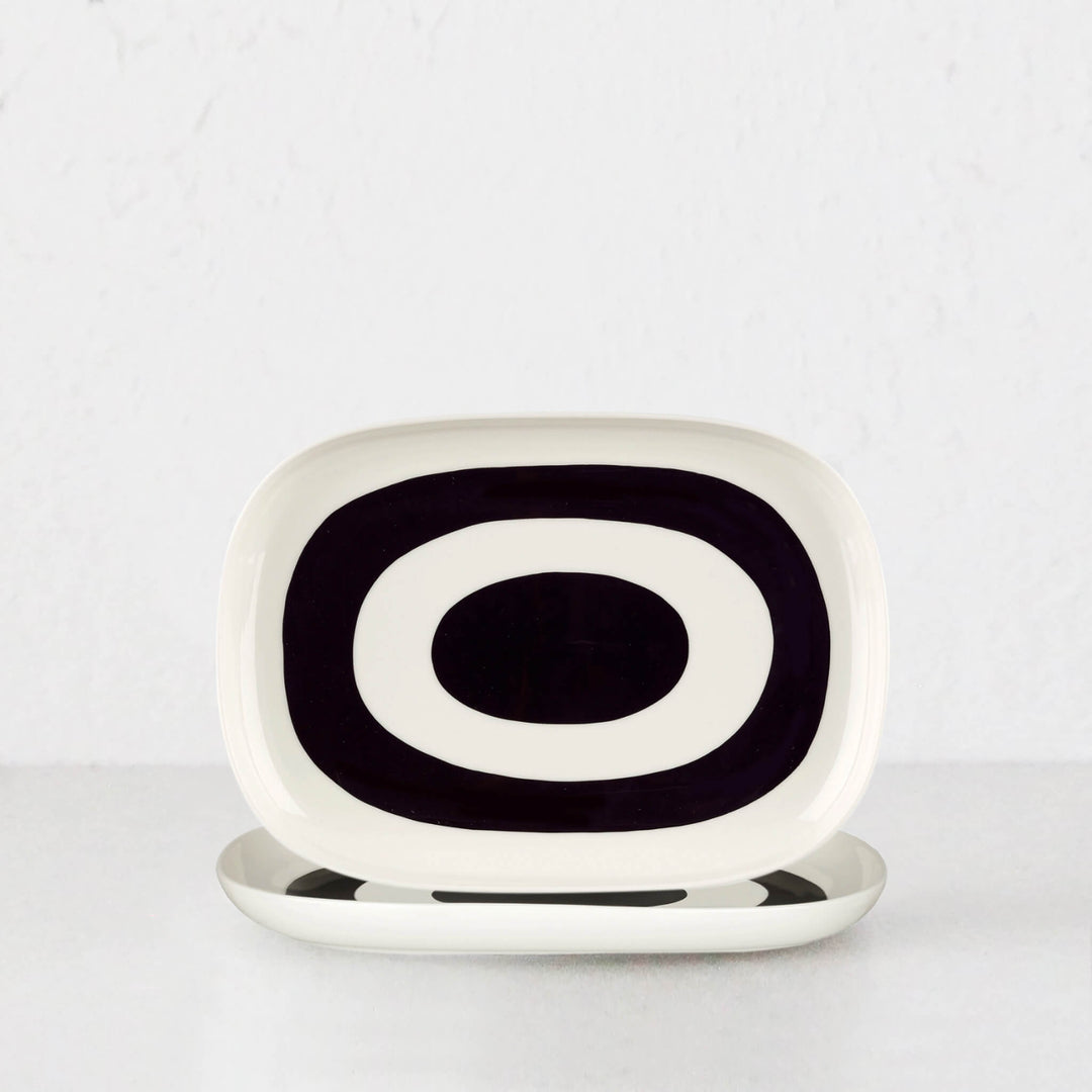 MARIMEKKO  |  OIVA MELOONI SERVING DISH BUNDLE X2 |  BLACK + WHITE