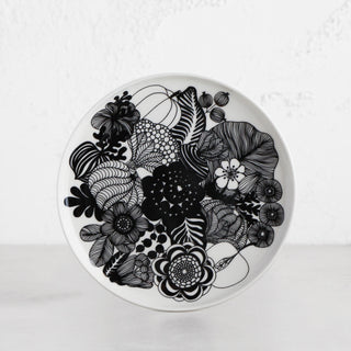 MARIMEKKO  |  OIVA SIIRTOLAPUUTARHA PLATE 20cm  |  BLACK + WHITE