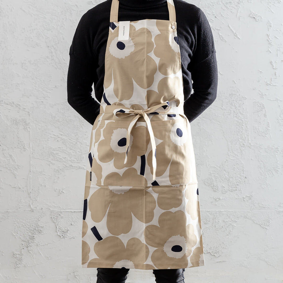 MARIMEKKO | PIENI UNIKKO APRON | BEIGE + NAVY BLUE + WHITE