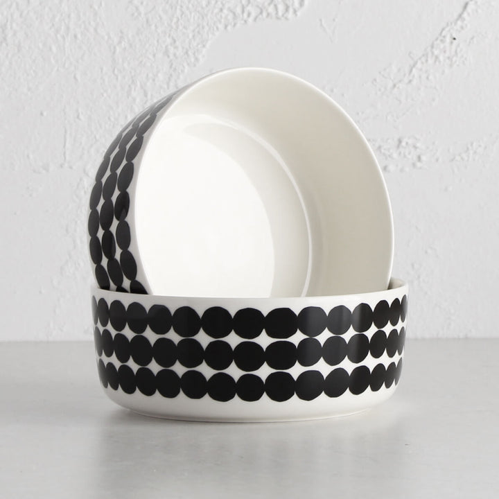 MARIMEKKO | OIVA SIIRTOLAPUUTARHA BOWL 1.5L | BLACK + WHITE