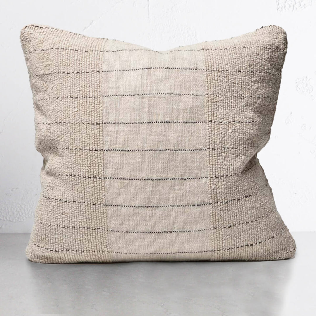 MAYLA CUSHION  |  60 x 60 |  NATURAL + BLACK