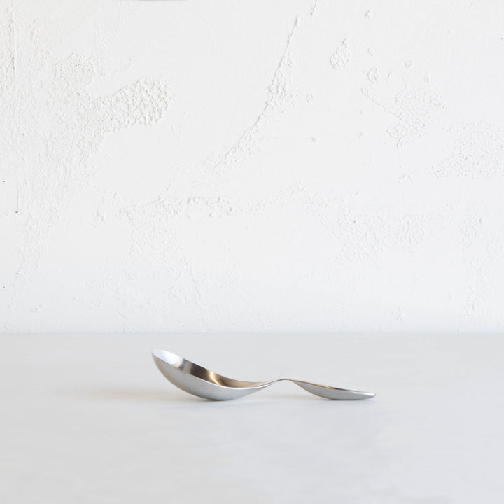 IITTALA  |  MEDIUM SERVING SPOON  |  COLLECTIVE TOOLS