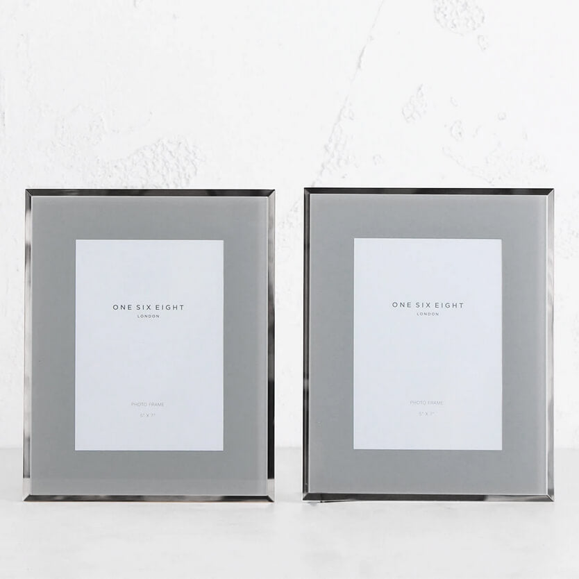 ONE SIX EIGHT LONDON | GLASS PHOTO FRAME | GREY + SILVER EDGE | 5 x 7 IN. SET OF 2
